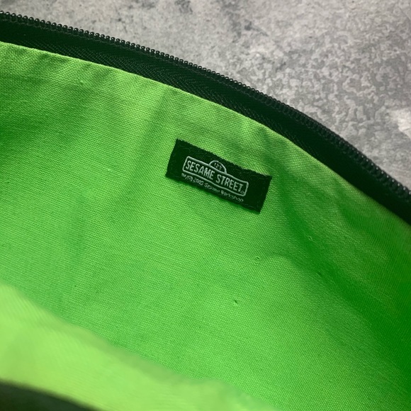 Oscar the grouch camo style wristlet NWOT HTF - Picture 5 of 8